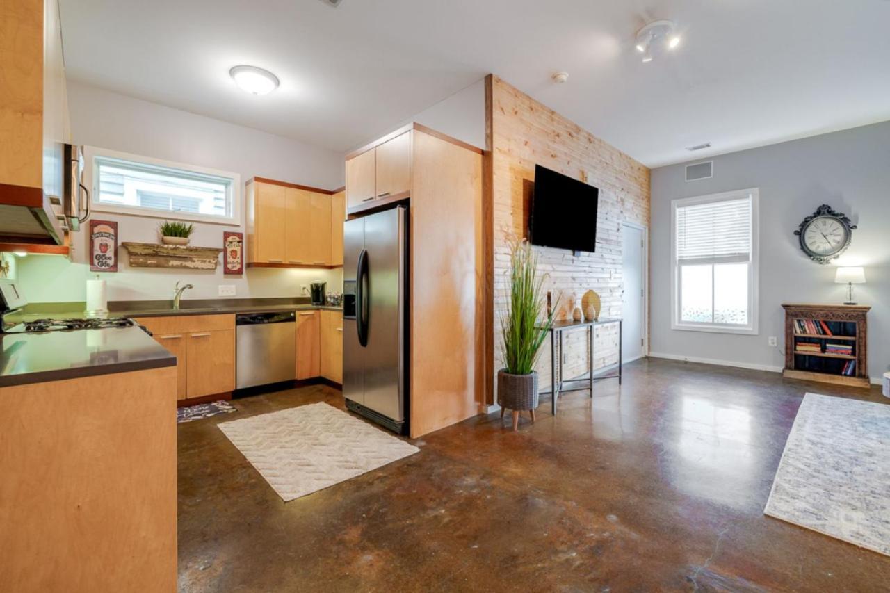 סוואנה Southern Charmer-Historic District Downtown-Front Porch-Walk Score 90!!-Private Parking-1 Minute To Forsyth Park מראה חיצוני תמונה